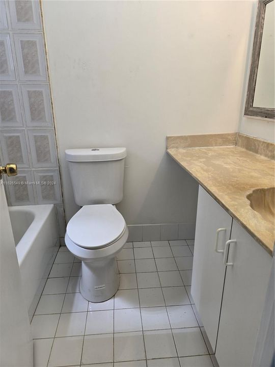 Active With Contract: $149,950 (1 beds, 1 baths, 691 Square Feet)