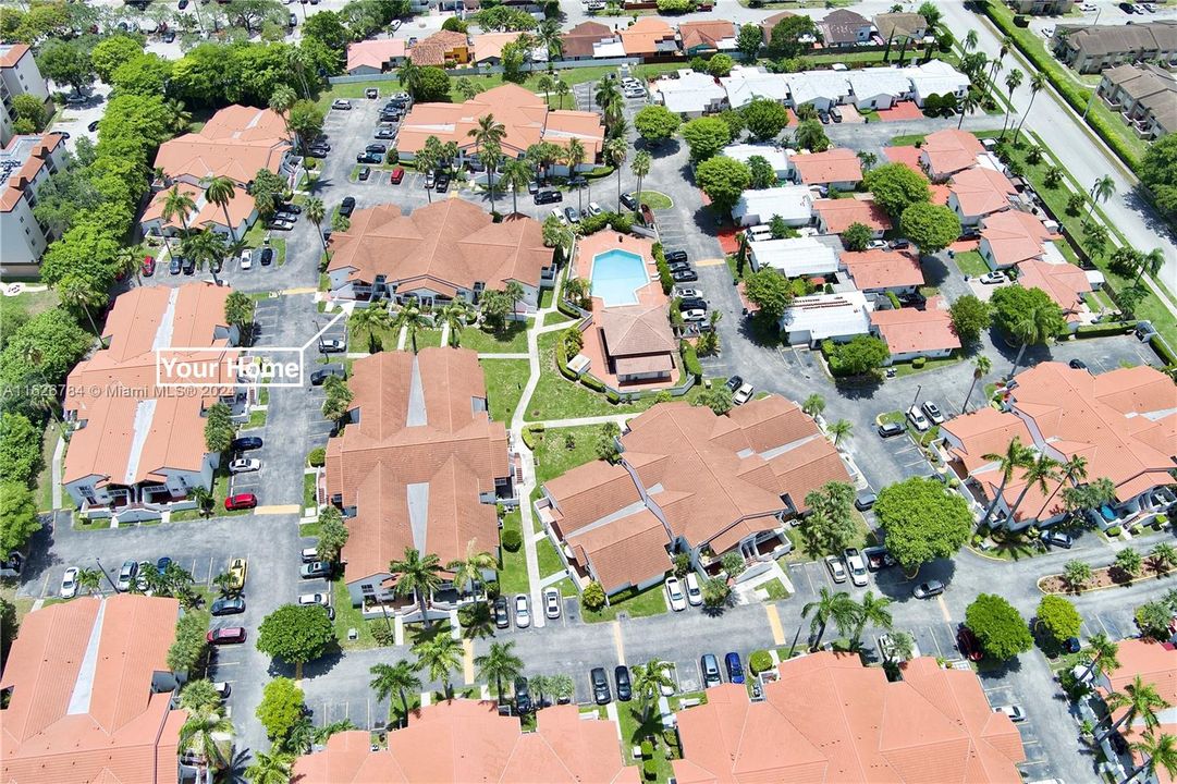 Recently Sold: $324,900 (2 beds, 2 baths, 820 Square Feet)