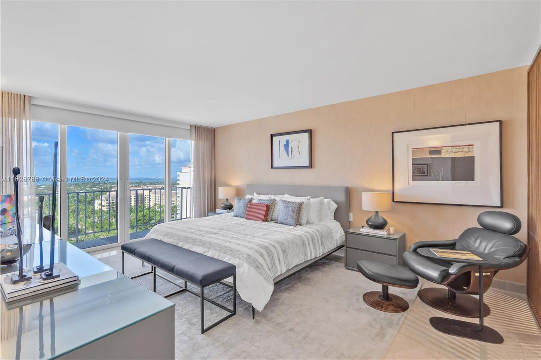 For Sale: $1,995,000 (2 beds, 2 baths, 1875 Square Feet)