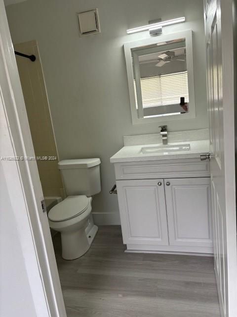 Recently Rented: $2,300 (2 beds, 2 baths, 1113 Square Feet)