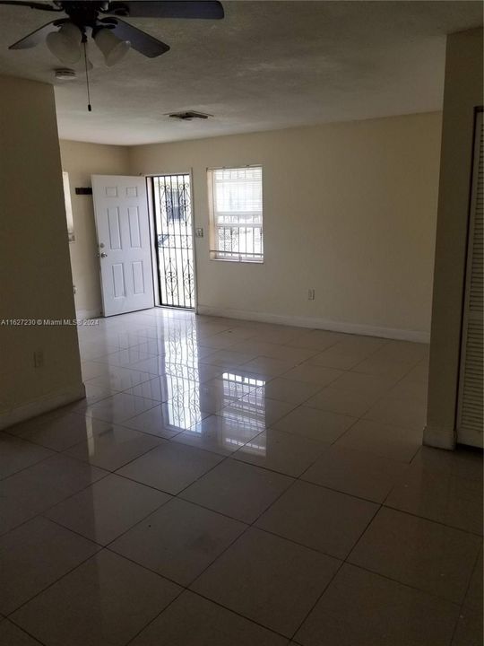 En Venta: $759,999 (0 camas, 0 baños, 1710 Pies cuadrados)