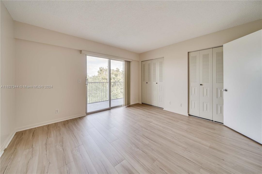 Active With Contract: $1,575 (1 beds, 1 baths, 685 Square Feet)