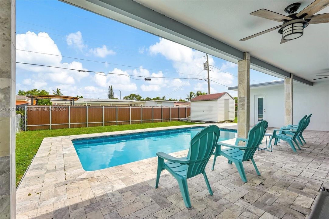 Recently Sold: $580,000 (3 beds, 2 baths, 1270 Square Feet)