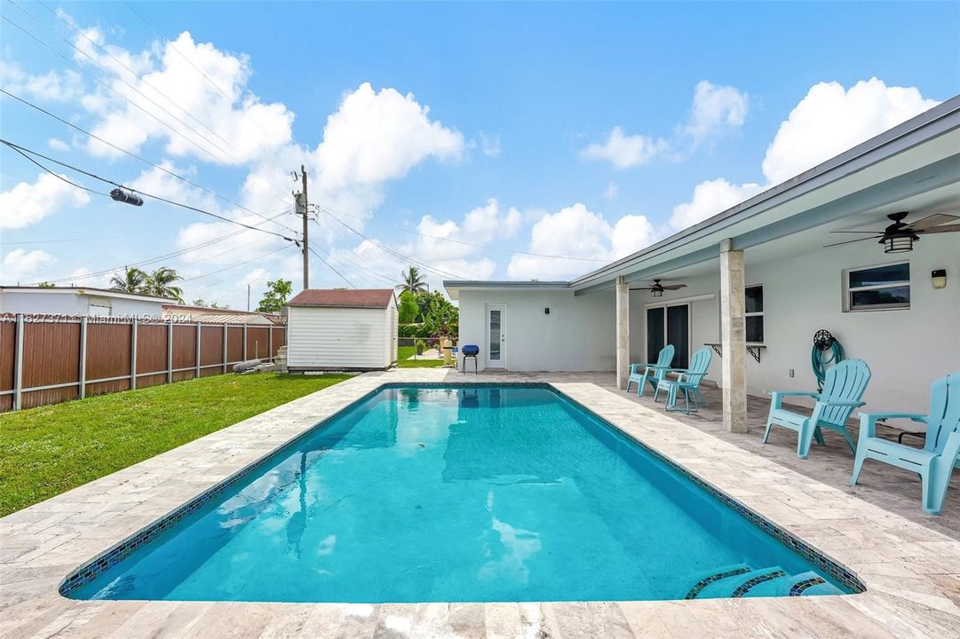 Recently Sold: $580,000 (3 beds, 2 baths, 1270 Square Feet)