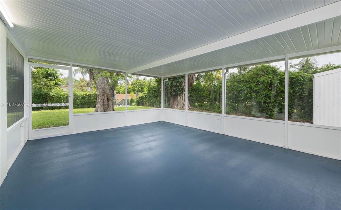 Screened Patio