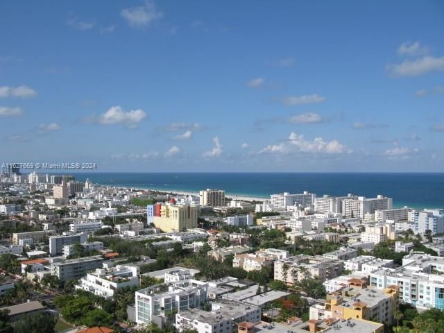 For Sale: $1,290,000 (2 beds, 2 baths, 1080 Square Feet)