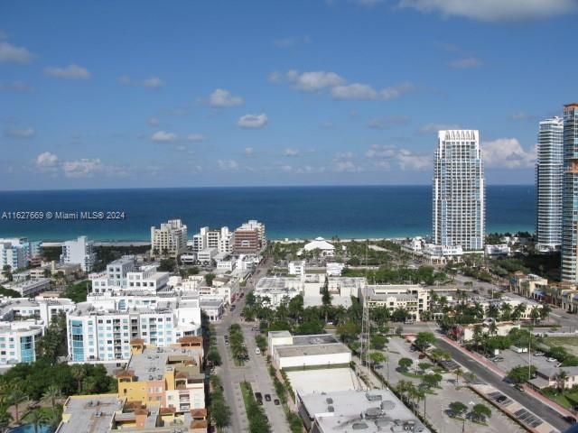 For Sale: $1,290,000 (2 beds, 2 baths, 1080 Square Feet)