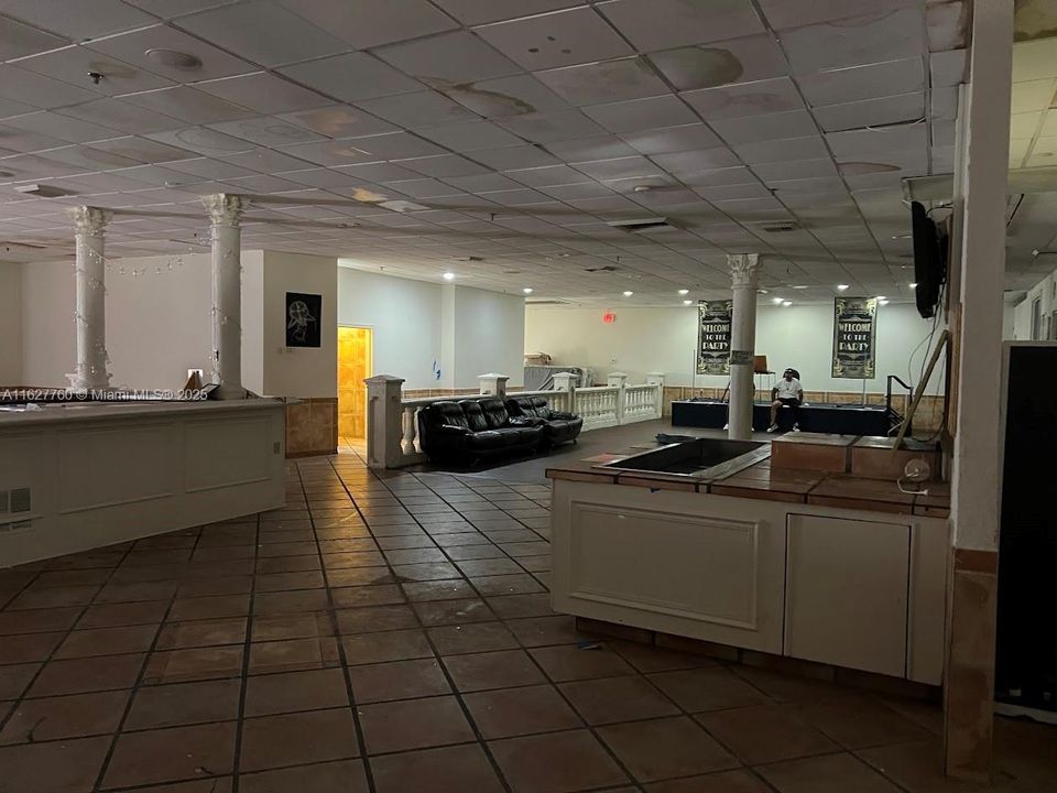 В аренду: $22,770 (0 спален, 0 ванн, 0 Квадратных фут)