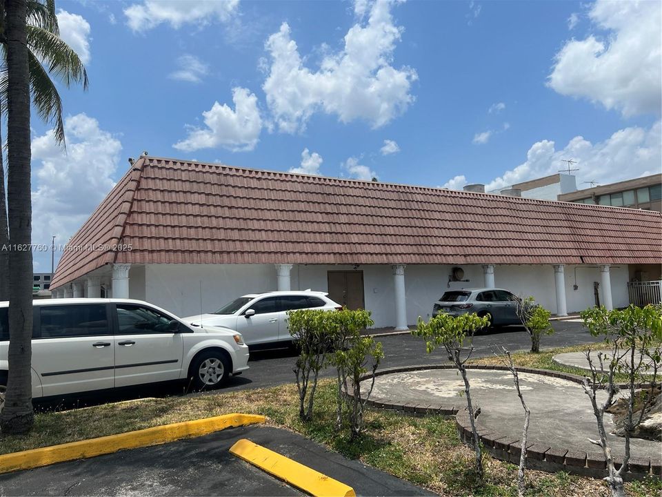 В аренду: $22,770 (0 спален, 0 ванн, 0 Квадратных фут)