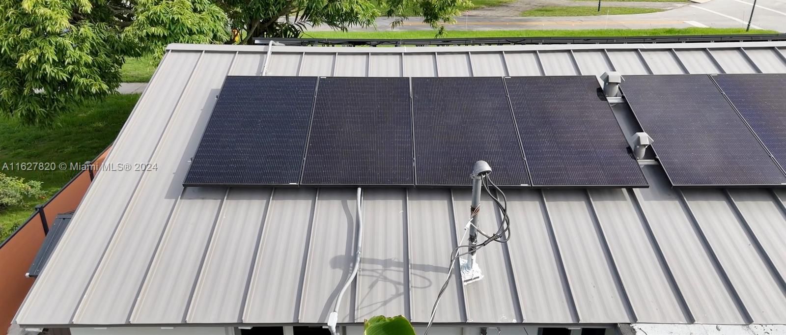 ROOF AND SOLAR PANELS