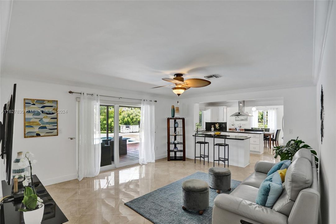 Recently Sold: $1,285,000 (4 beds, 2 baths, 2340 Square Feet)