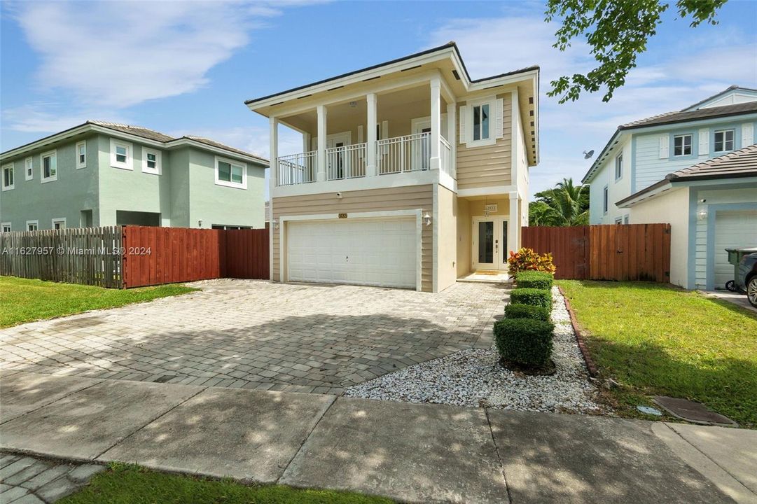 Recently Sold: $505,000 (5 beds, 3 baths, 1762 Square Feet)