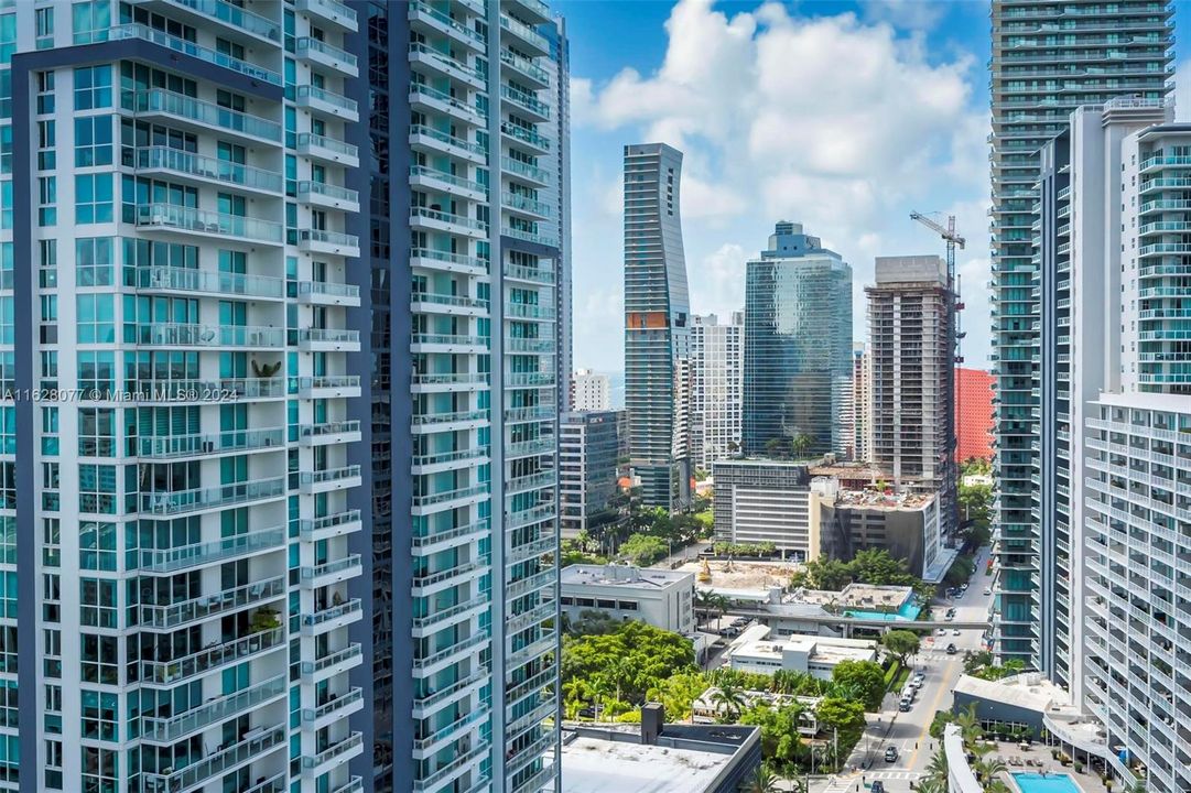 For Sale: $2,280,000 (3 beds, 3 baths, 1909 Square Feet)