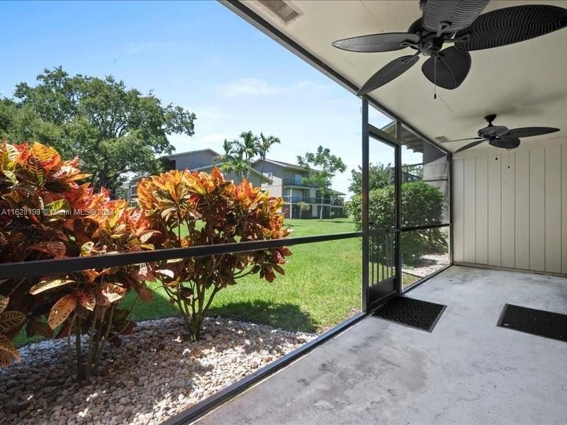 Long screen screen porch 20x6 to enjoy the garden and golf views