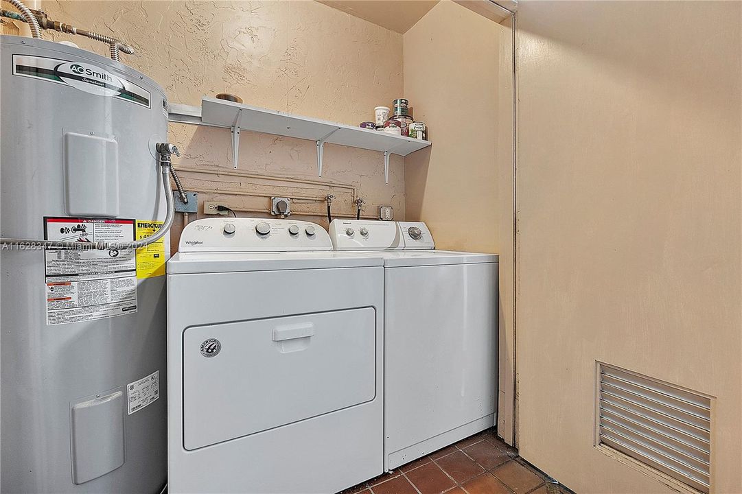 Full Size Washer & Dryer