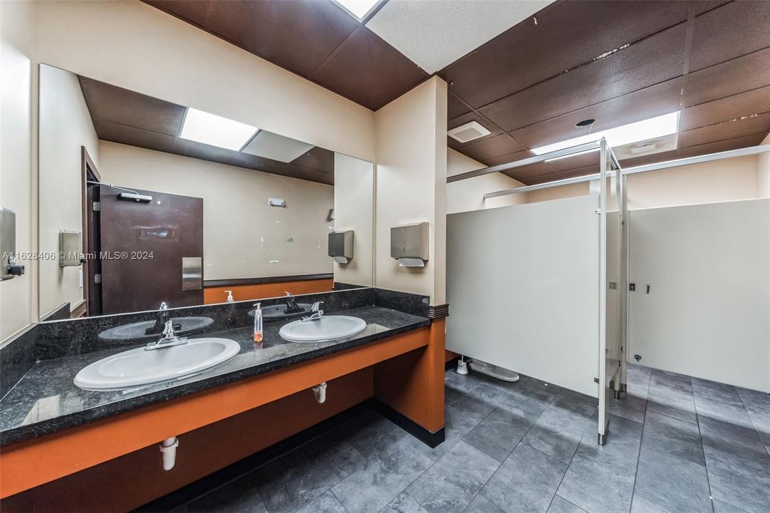 For Rent: $10,000 (0 beds, 0 baths, 0 Square Feet)