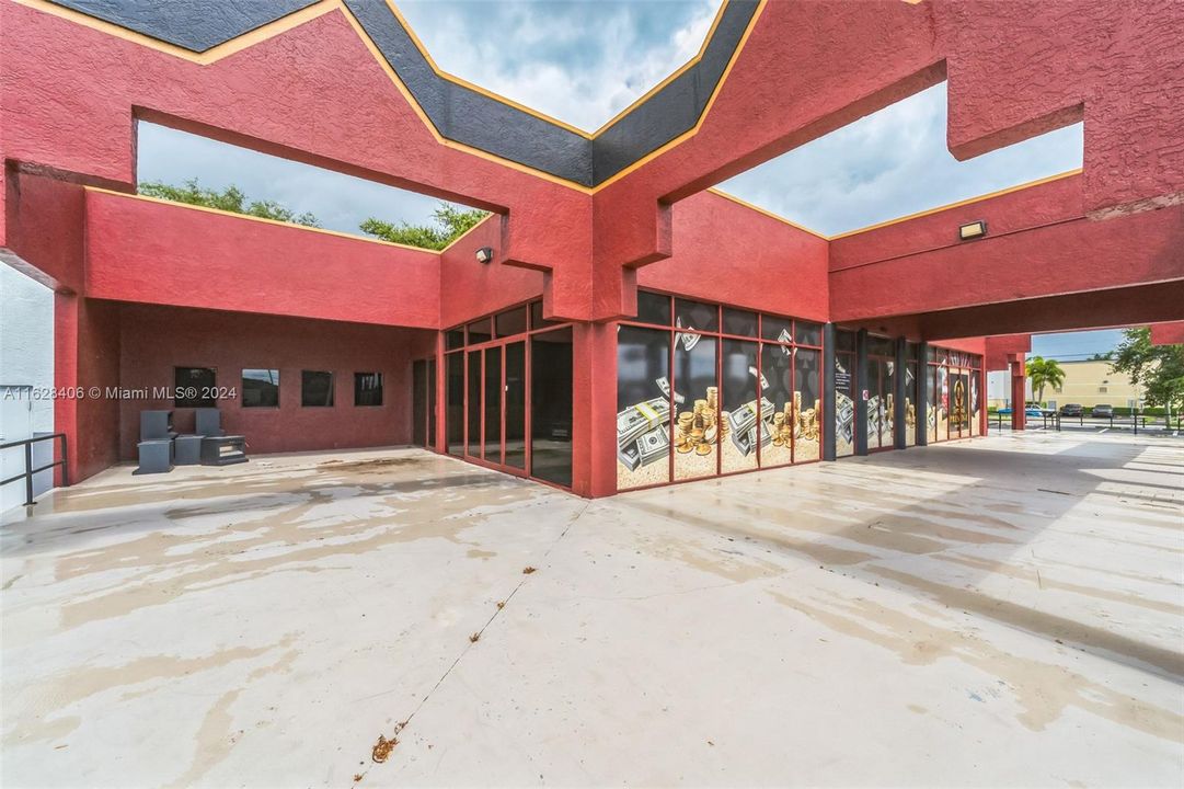 For Rent: $10,000 (0 beds, 0 baths, 0 Square Feet)