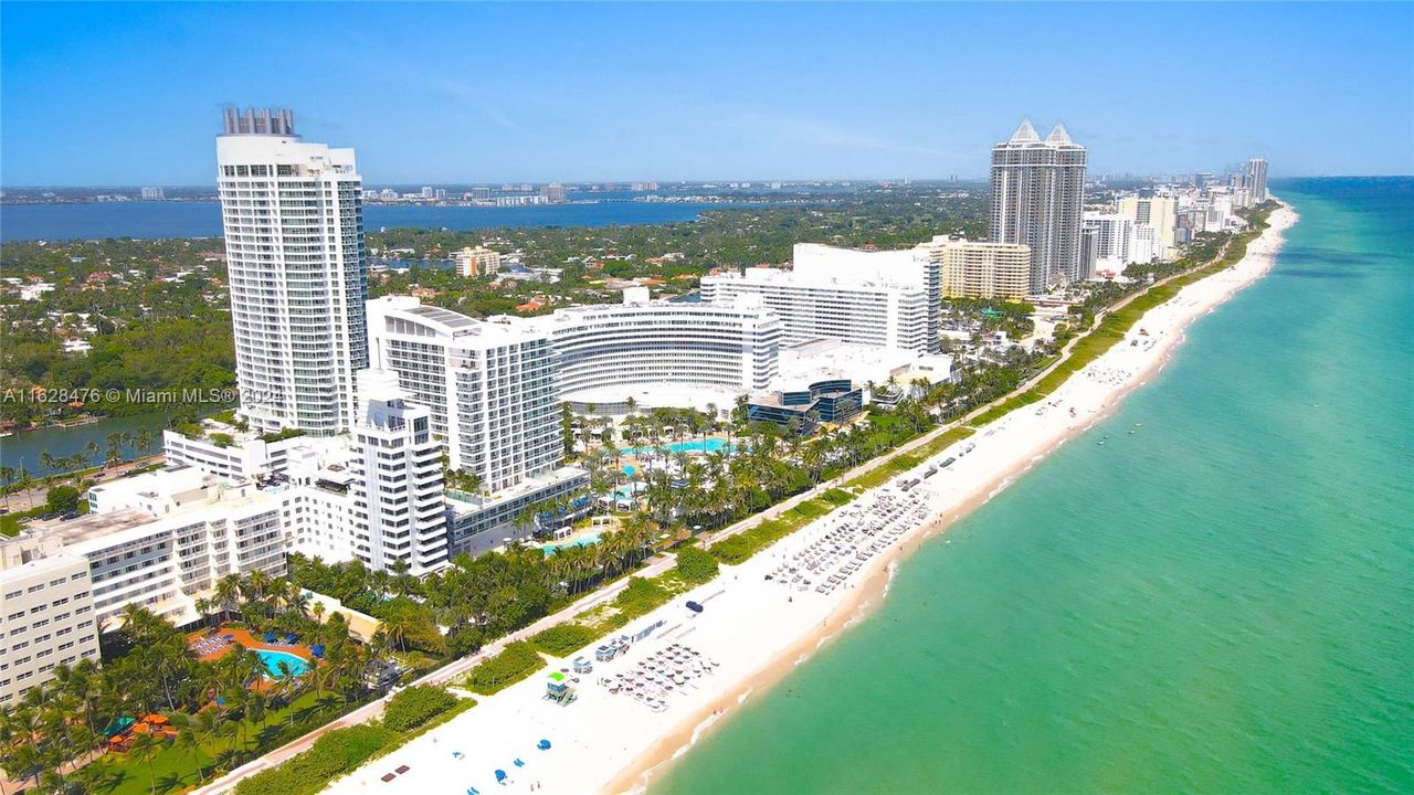 Fontainebleau Amenities