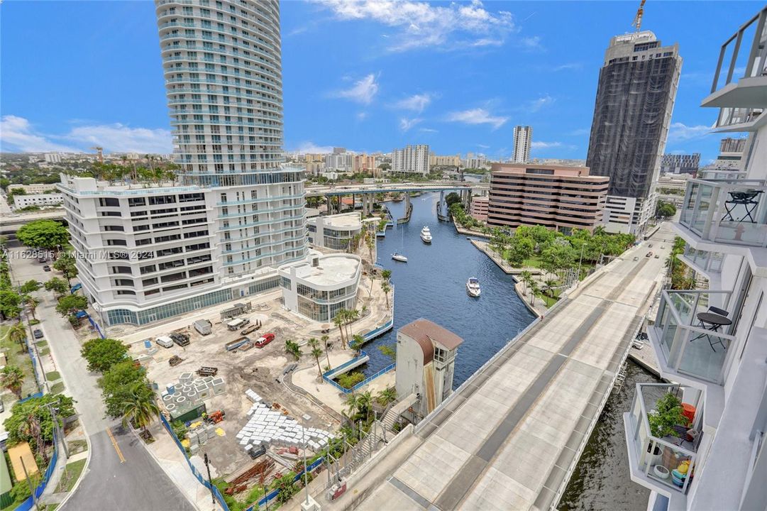 Recently Rented: $2,550 (0 beds, 1 baths, 580 Square Feet)