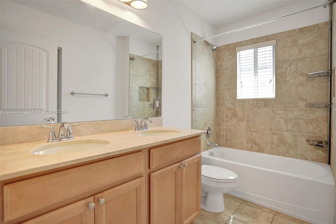 Active With Contract: $3,800 (4 beds, 2 baths, 2365 Square Feet)