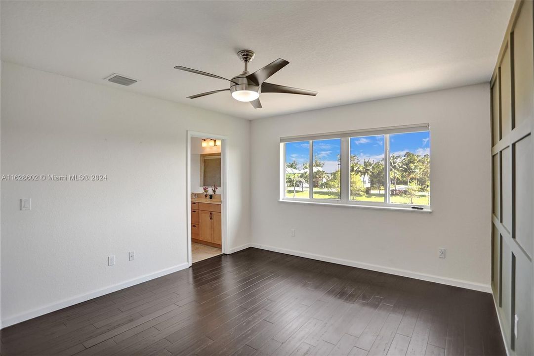 Active With Contract: $3,800 (4 beds, 2 baths, 2365 Square Feet)