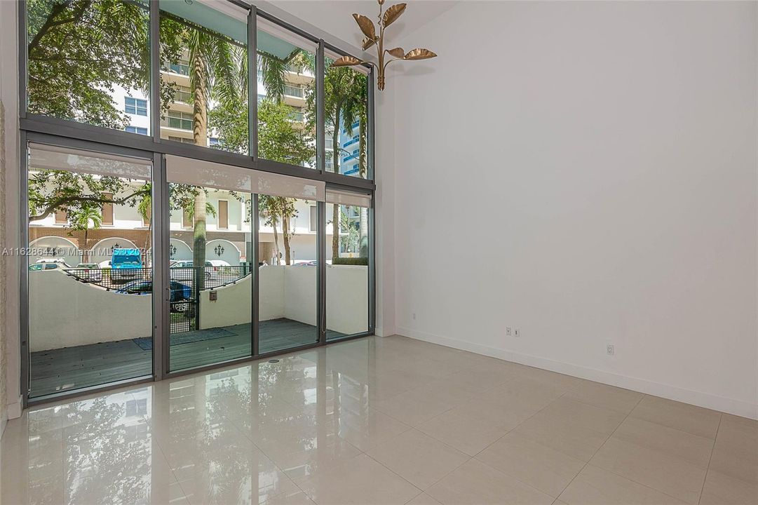 最近租的: $5,750 (2 贝兹, 2 浴室, 1700 平方英尺)