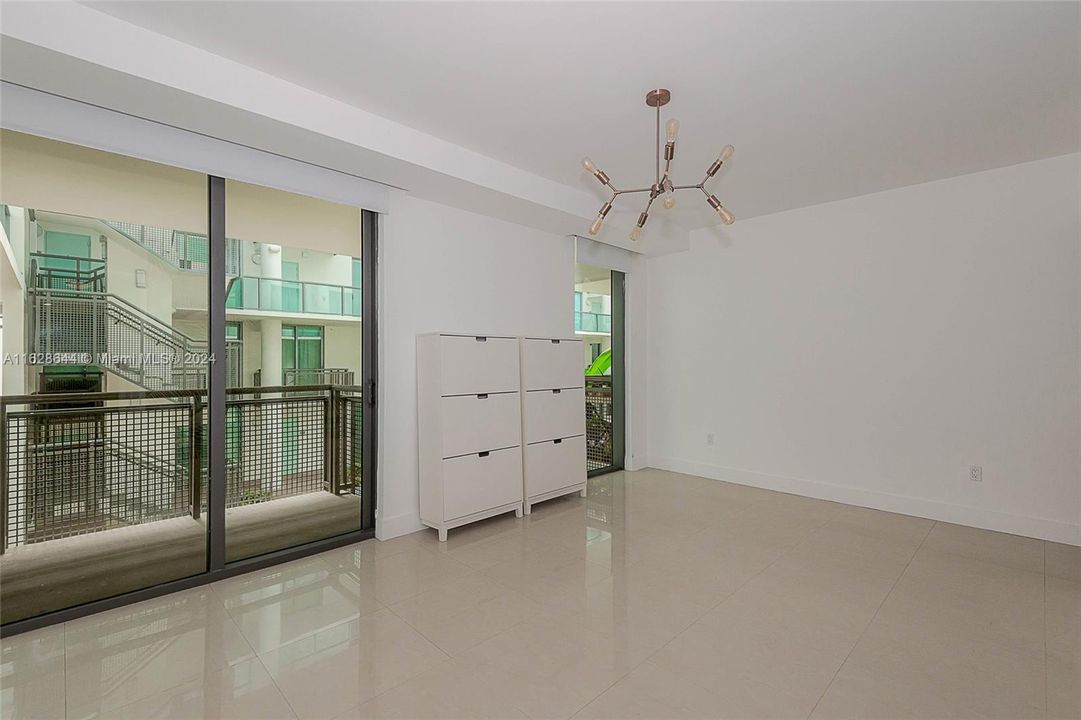 最近租的: $5,750 (2 贝兹, 2 浴室, 1700 平方英尺)