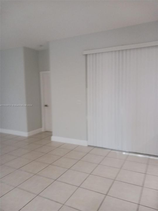 Recently Rented: $2,500 (4 beds, 2 baths, 0 Square Feet)