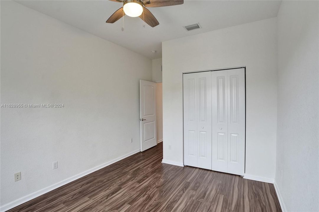 Active With Contract: $3,100 (3 beds, 2 baths, 1572 Square Feet)