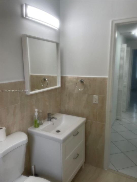 Recently Rented: $1,750 (1 beds, 1 baths, 580 Square Feet)