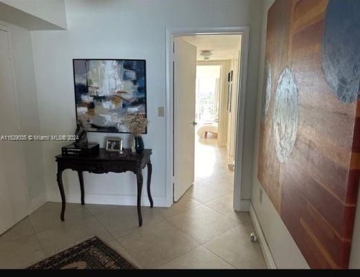 Active With Contract: $5,800 (2 beds, 2 baths, 1875 Square Feet)