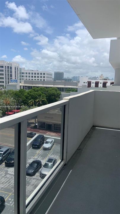 Recently Rented: $2,200 (0 beds, 1 baths, 530 Square Feet)