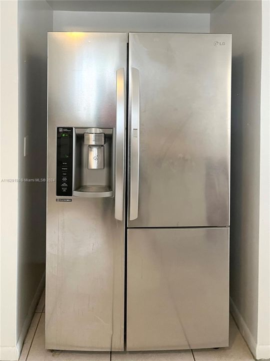 Recently Rented: $1,850 (2 beds, 1 baths, 480 Square Feet)