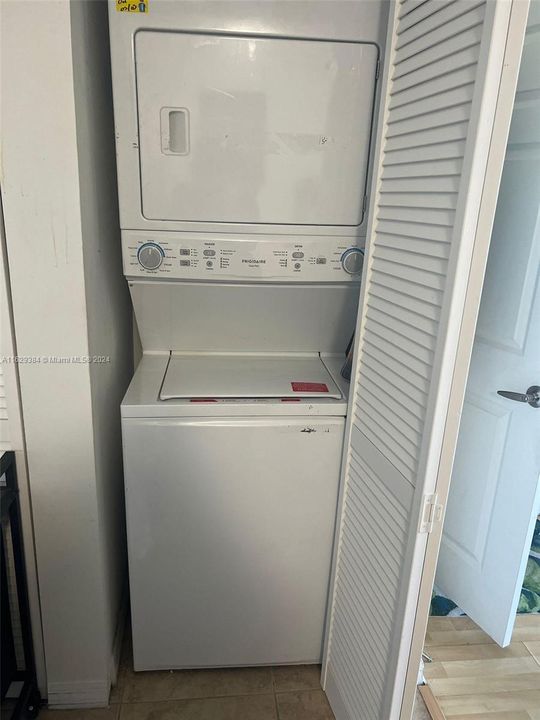 Recientemente alquilado: $2,300 (1 camas, 1 baños, 716 Pies cuadrados)