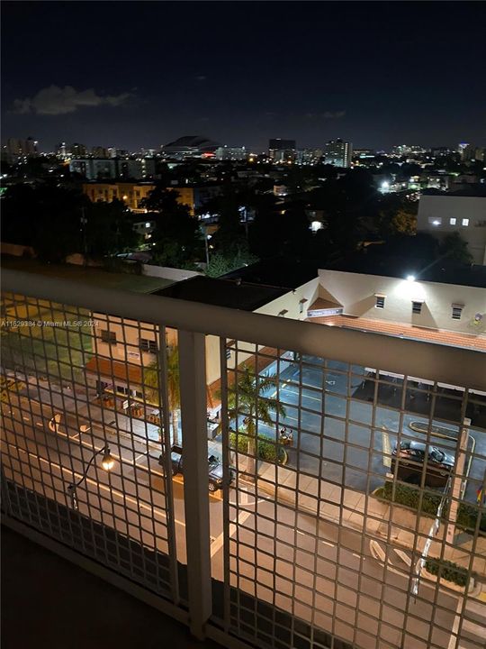 Recientemente alquilado: $2,300 (1 camas, 1 baños, 716 Pies cuadrados)