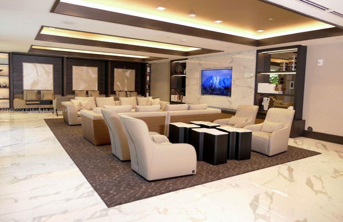 Recently Rented: $3,750 (1 beds, 1 baths, 766 Square Feet)