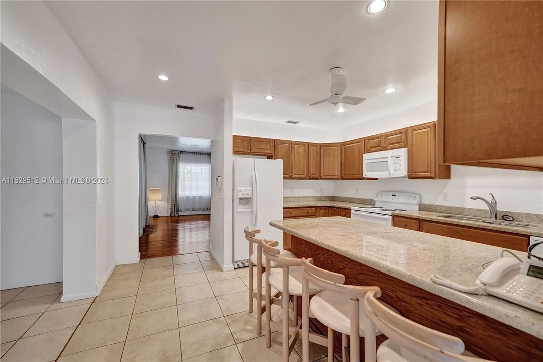 Recently Sold: $599,000 (3 beds, 2 baths, 1440 Square Feet)