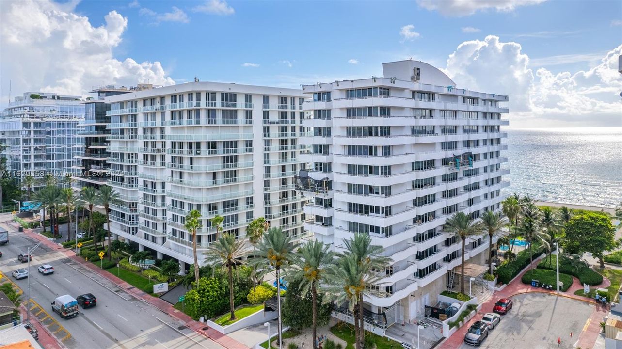 For Sale: $1,850,000 (2 beds, 2 baths, 1430 Square Feet)