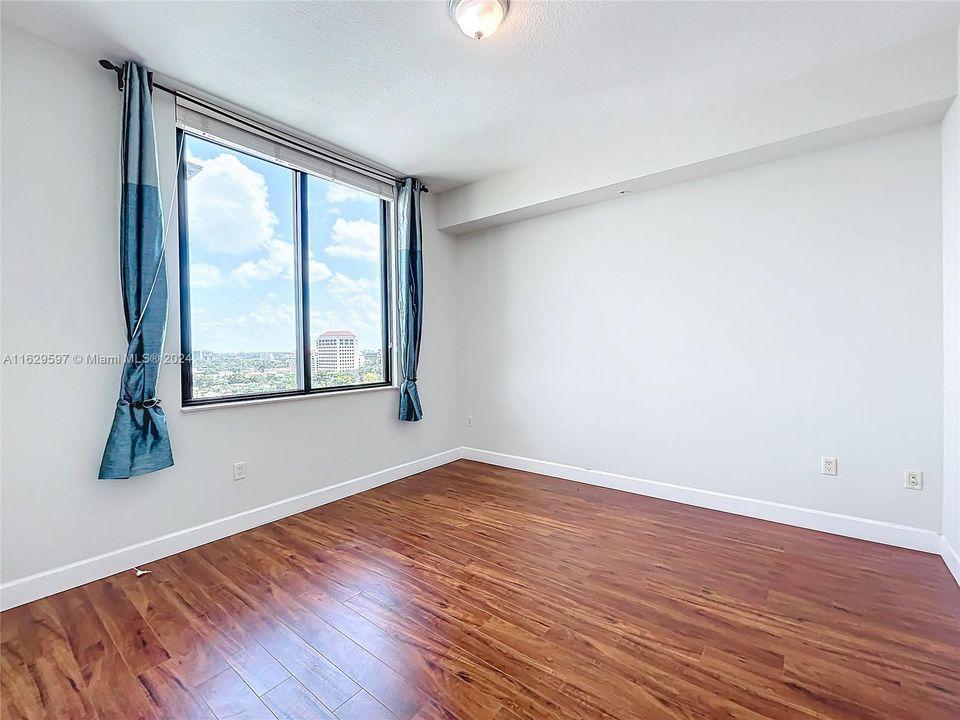 Recently Sold: $525,000 (1 beds, 1 baths, 780 Square Feet)