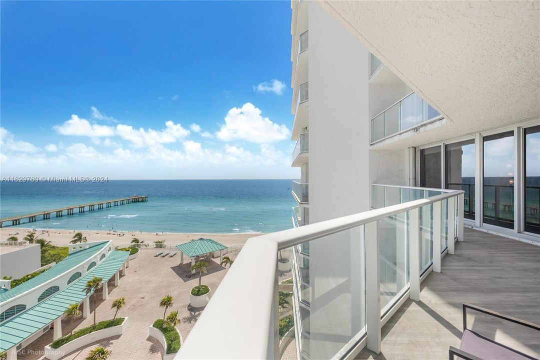 For Sale: $1,195,000 (2 beds, 2 baths, 1460 Square Feet)