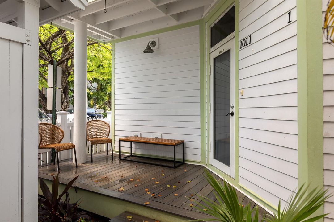 1011 SIMONTON ST #1 WEB-4