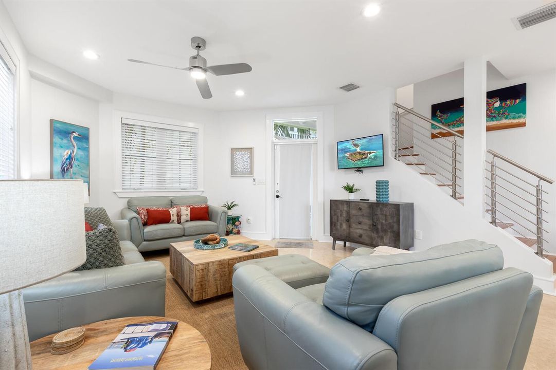 1011 SIMONTON ST #1 WEB-6