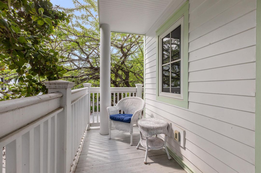 1011 SIMONTON ST #1 WEB-22