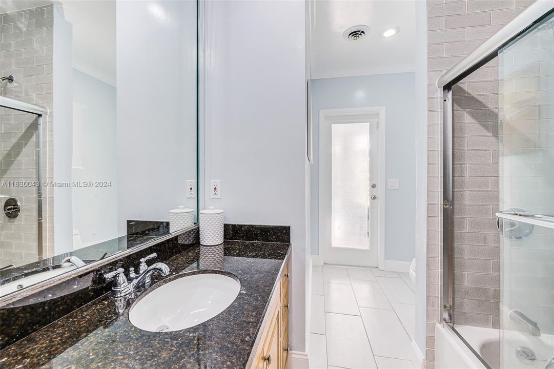 Active With Contract: $1,250,000 (3 beds, 2 baths, 2032 Square Feet)