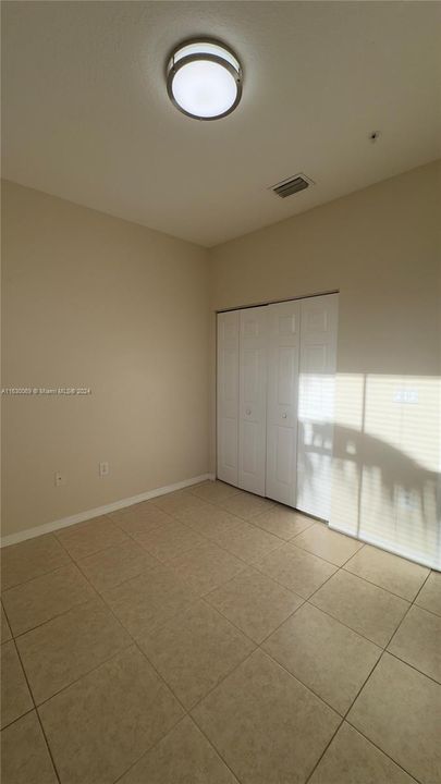 最近租的: $2,850 (3 贝兹, 2 浴室, 1390 平方英尺)