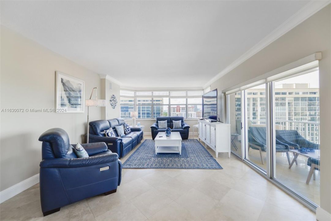 For Sale: $735,000 (3 beds, 2 baths, 1780 Square Feet)