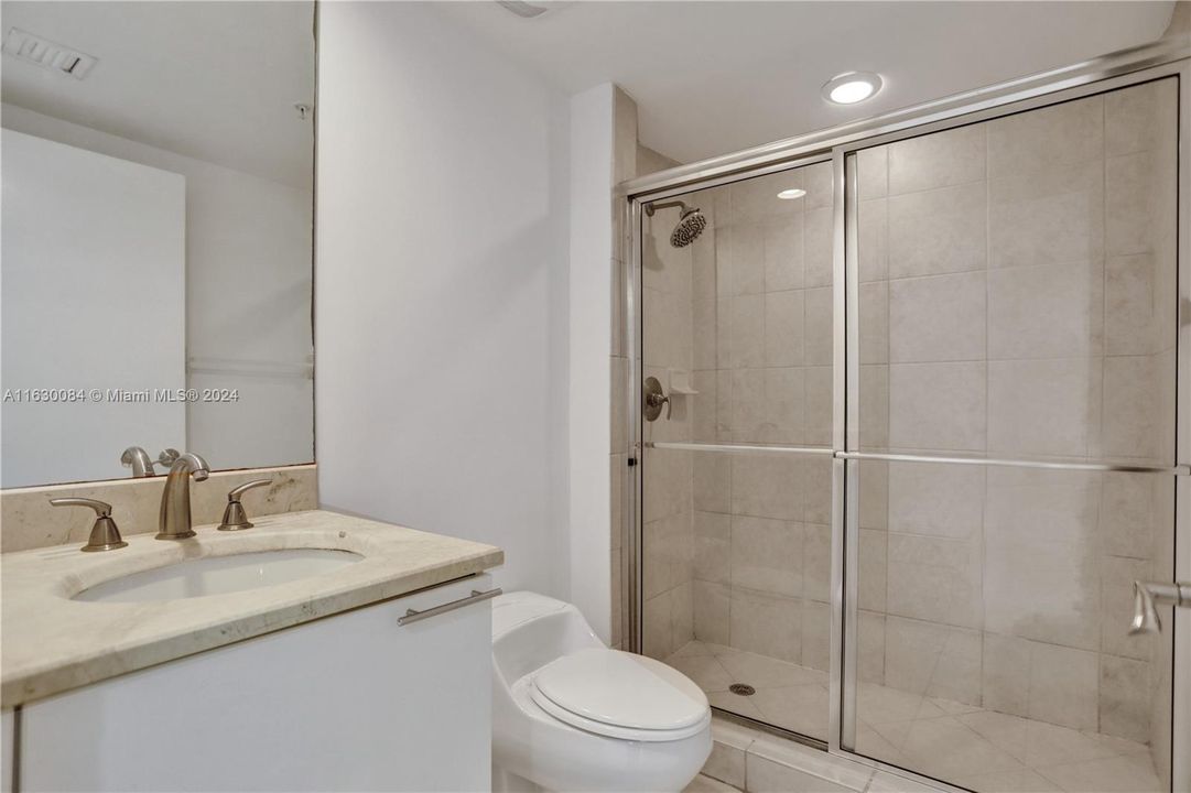 For Sale: $479,000 (3 beds, 3 baths, 1801 Square Feet)