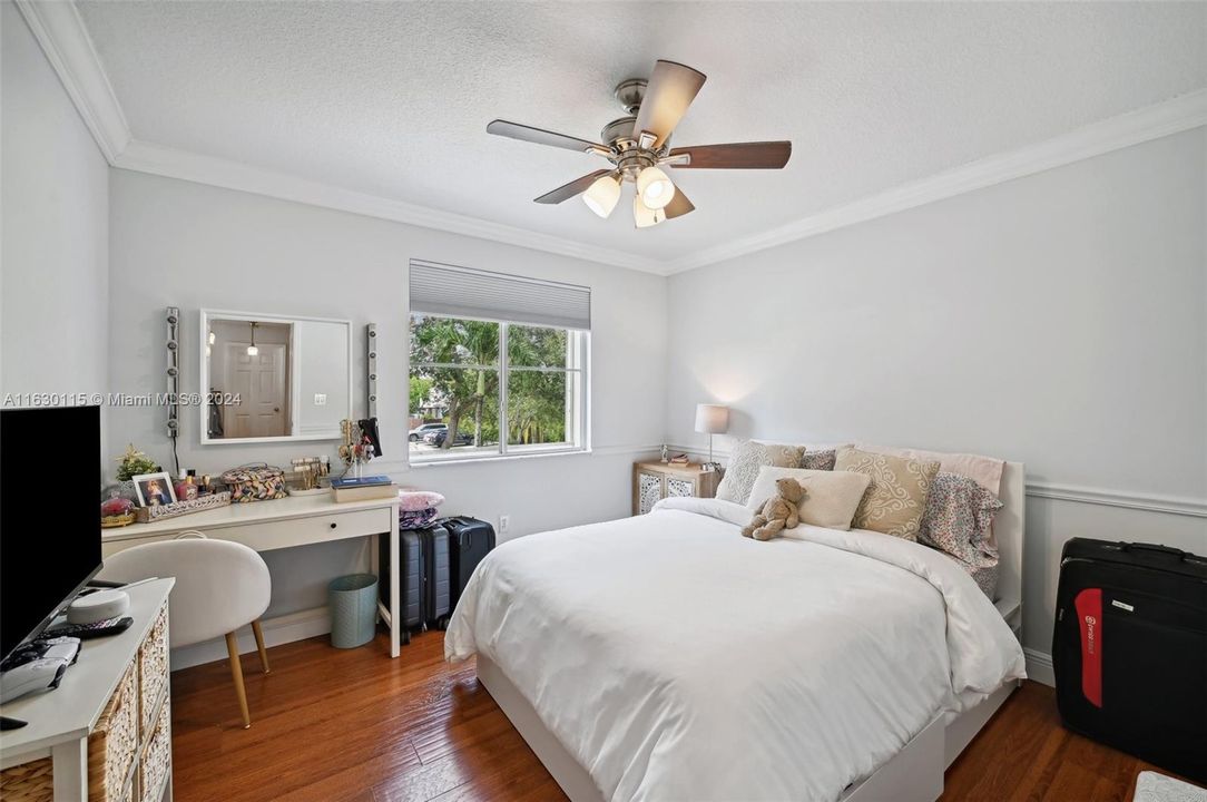 Active With Contract: $749,990 (3 beds, 2 baths, 2078 Square Feet)