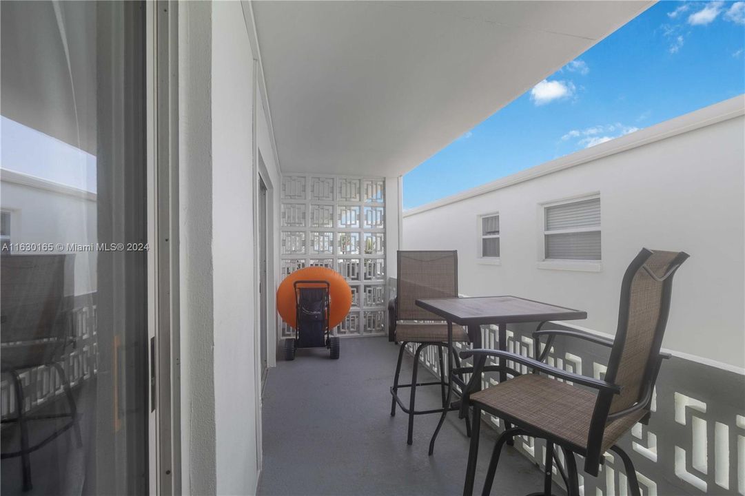 En Venta: $305,000 (1 camas, 1 baños, 0 Pies cuadrados)