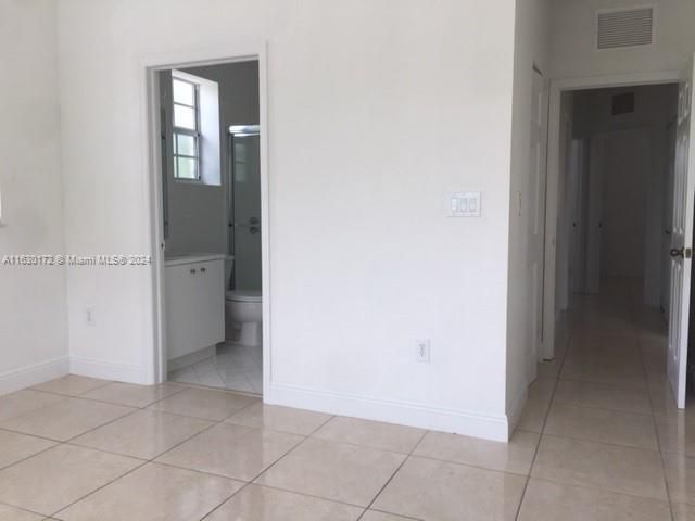 For Rent: $2,200 (3 beds, 2 baths, 1062 Square Feet)